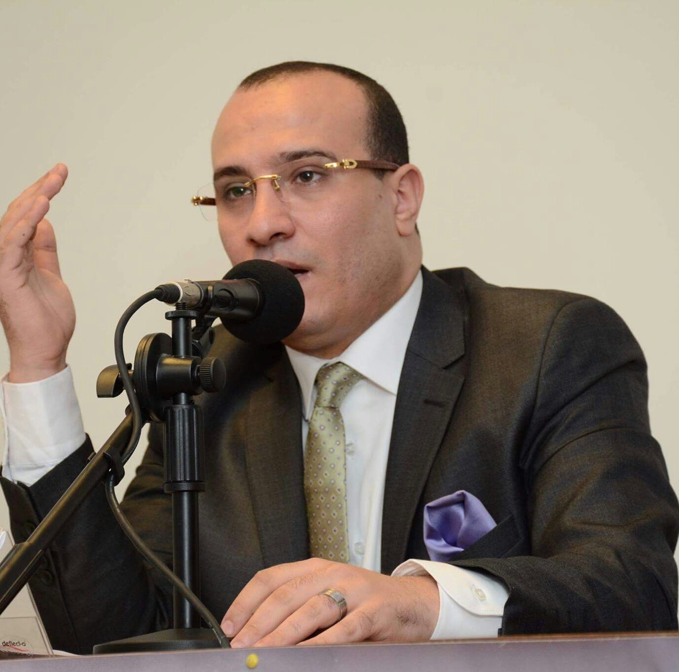 حرب على المحك: التطورات الاستراتيجية المتسارعة واتجاهات الحشود العسكرية في خليج عدن